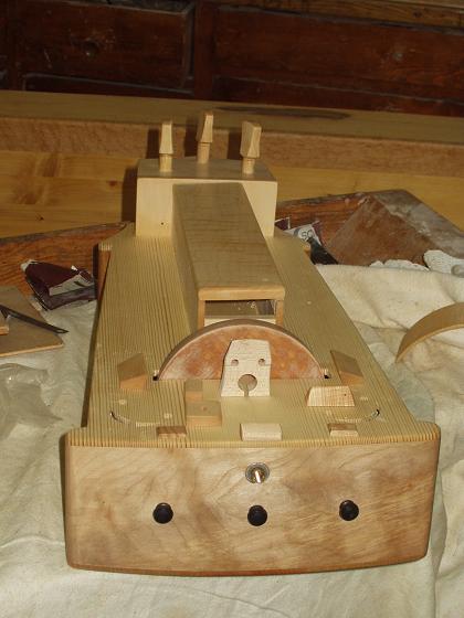 Kleine Gotische Leier – Detail