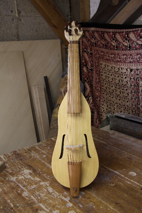 Tenorfiedel – Detail